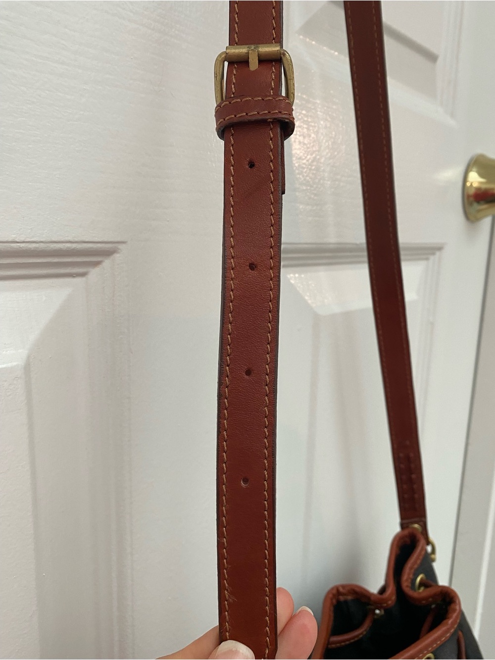 Liz Claiborne Black and Brown Pebbled Leather Drawstring Shoulder Bag - Picture 9 of 12